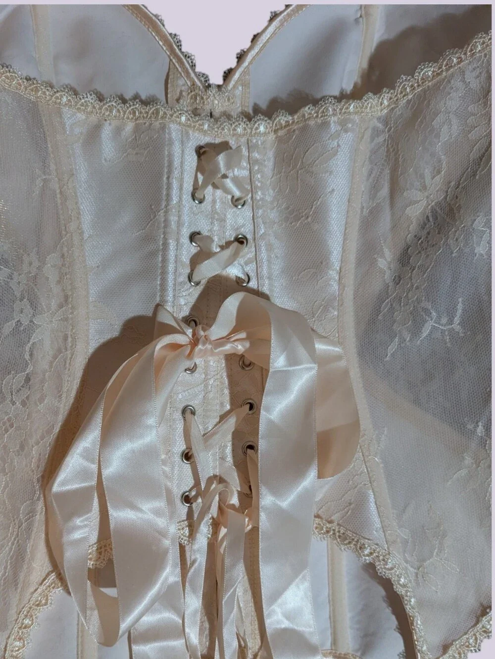 New Ivory Lace Strapless Boned Corset Bustier Satin Ribbons Garters Sexy Sz 1x
